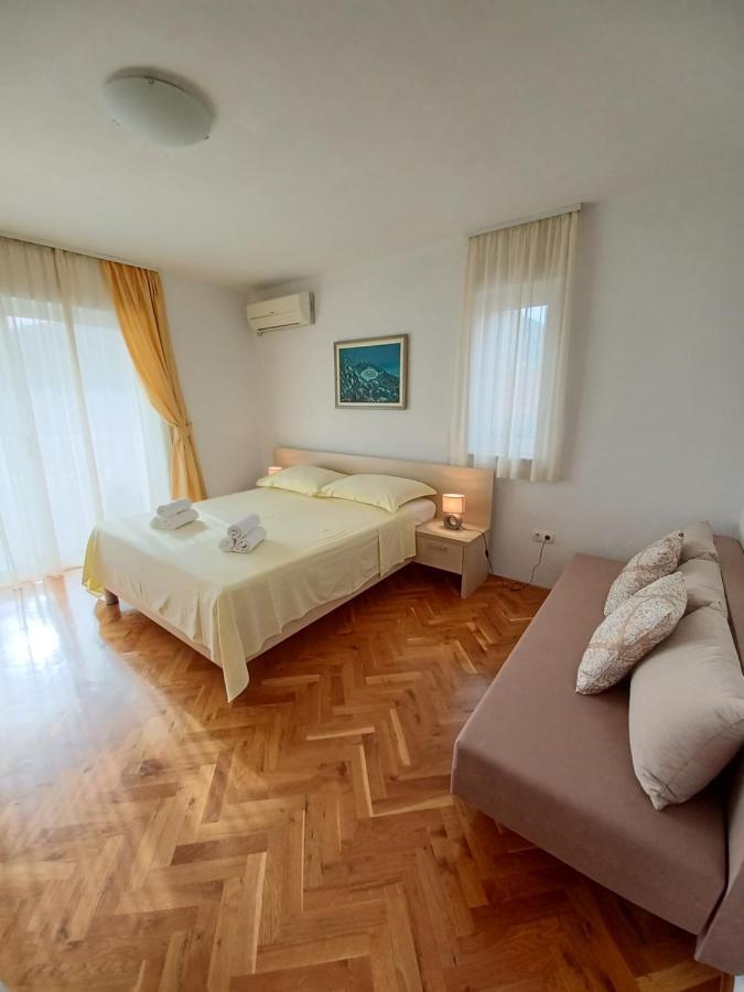 Apartments Amor Trogir Exterior photo