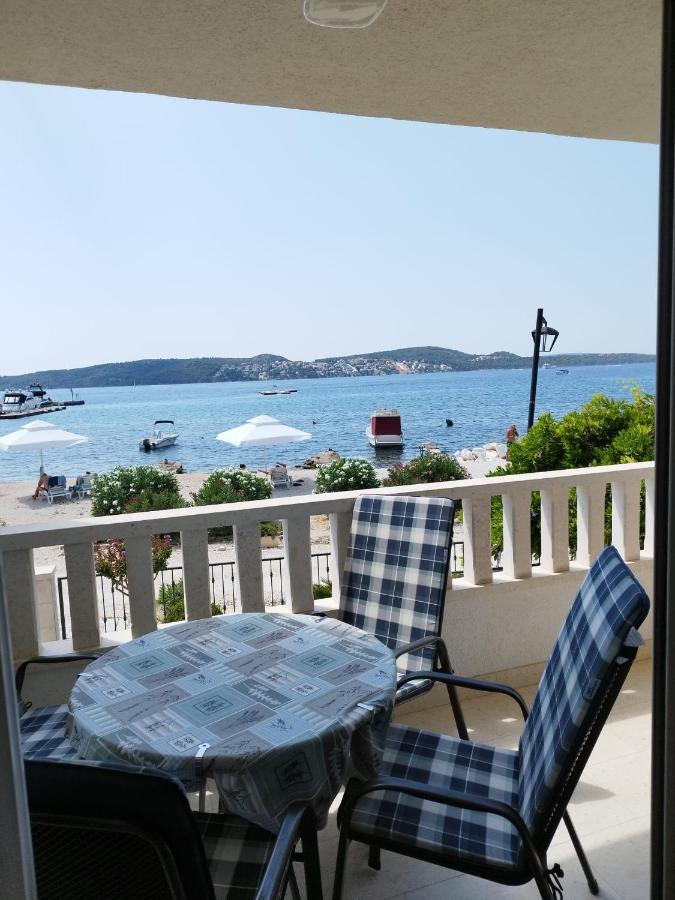 Apartments Amor Trogir Exterior photo