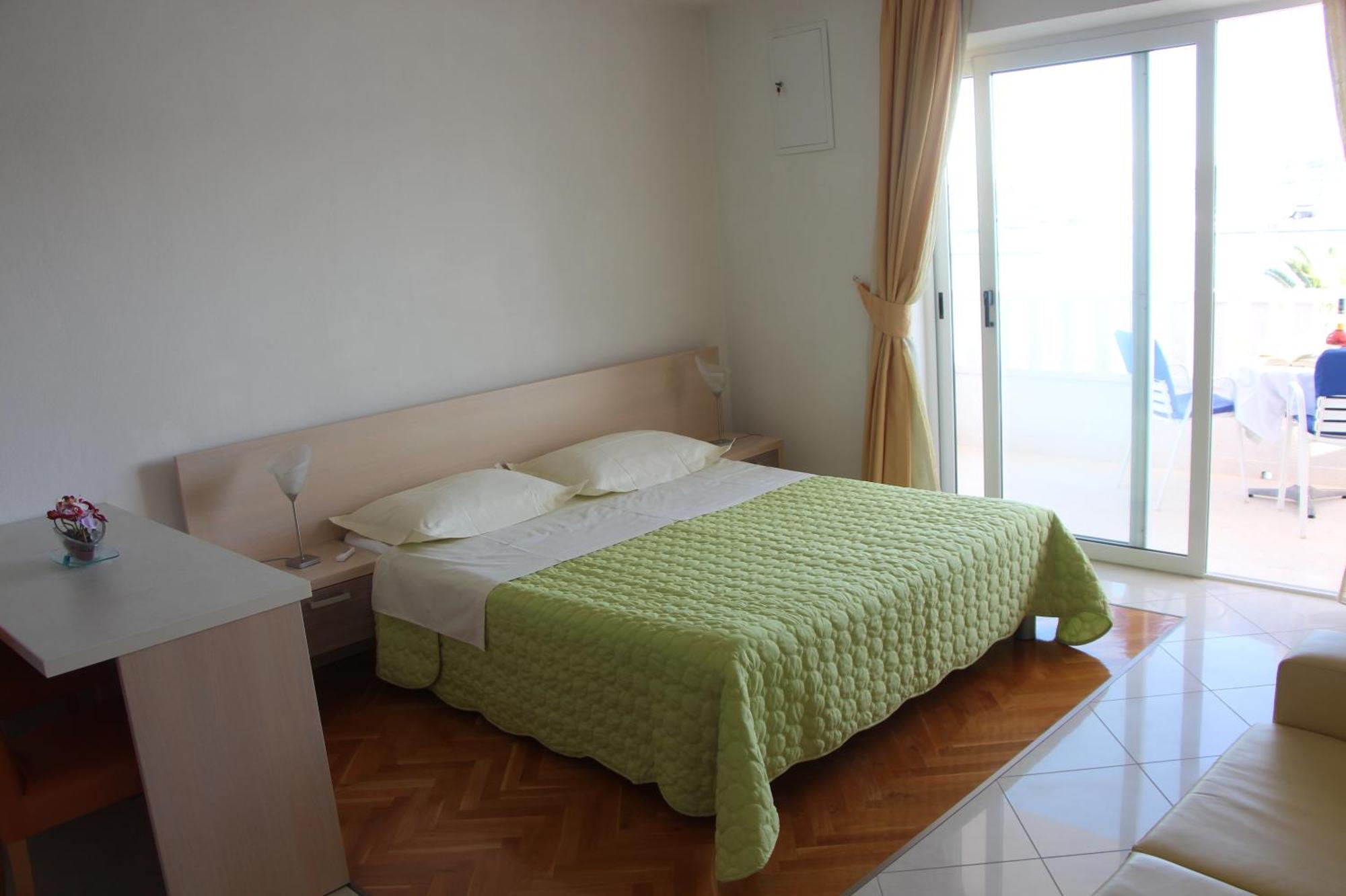 Apartments Amor Trogir Room photo