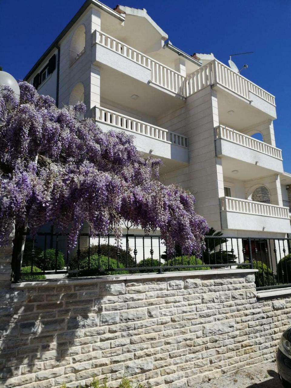 Apartments Amor Trogir Exterior photo