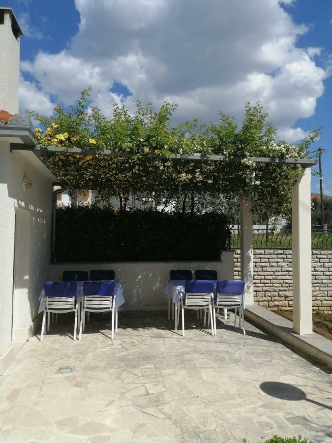 Apartments Amor Trogir Exterior photo
